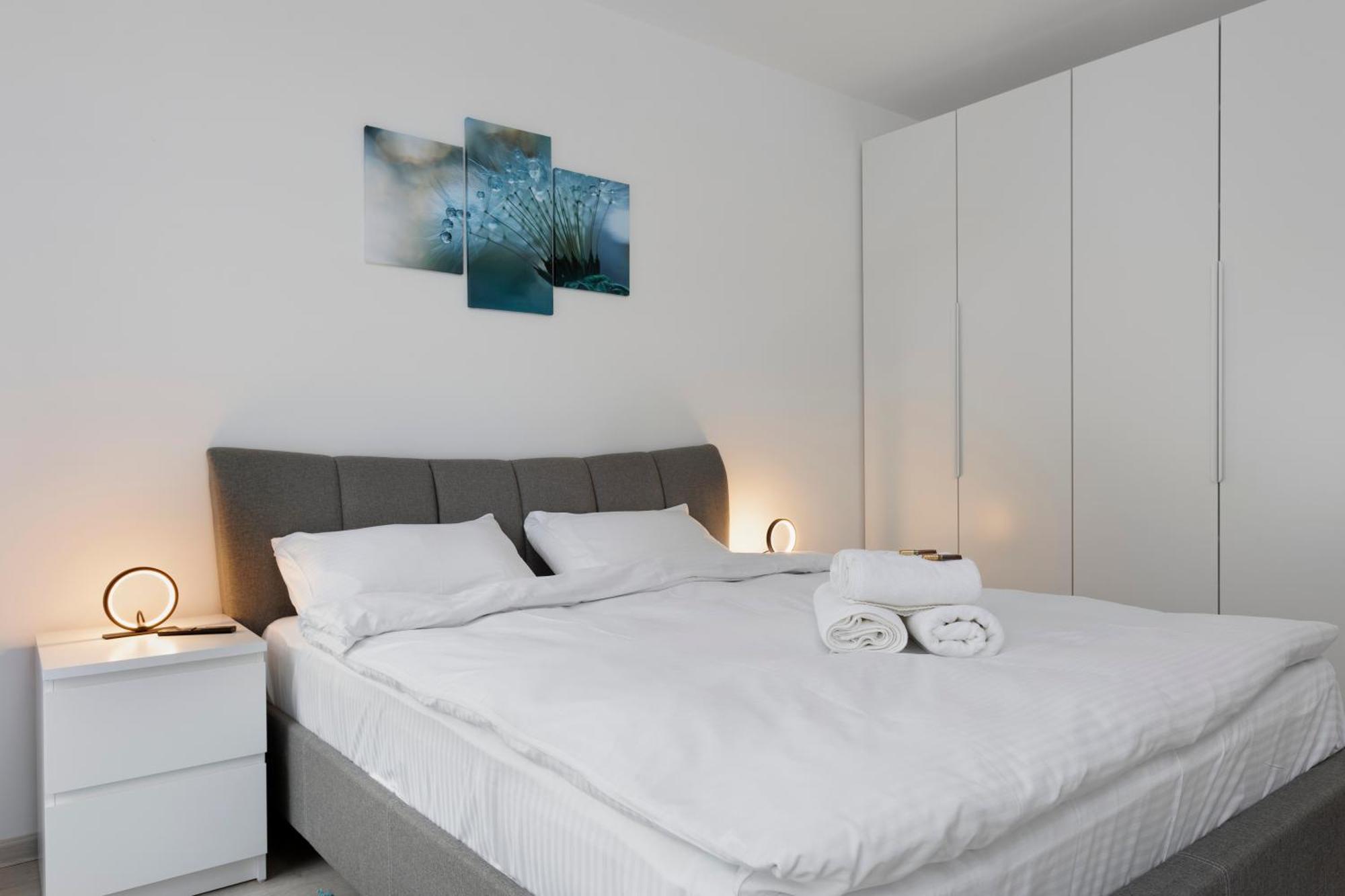 B&v 55 Qualis 2 - Scenic Mountain Retreat Apartment Brasov